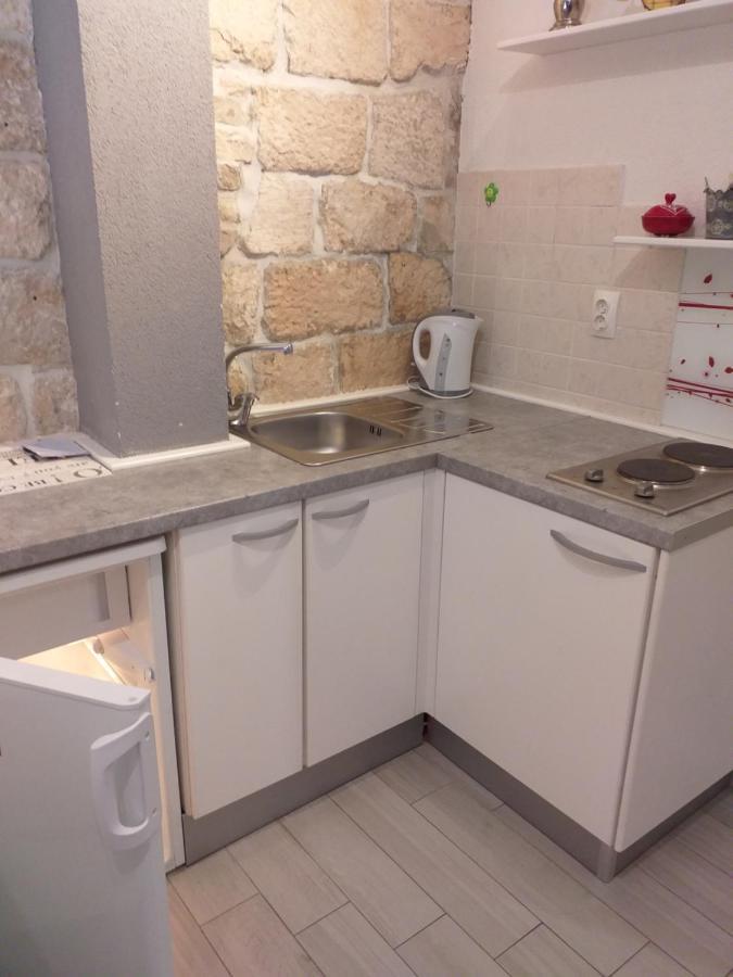 Apartment Vita กอร์จูลา ภายนอก รูปภาพ